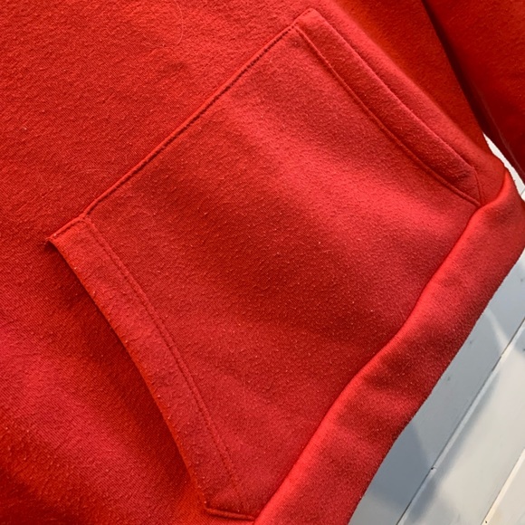 TOPSHOP | Red Glitter Heart Hoodie - Picture 3 of 6